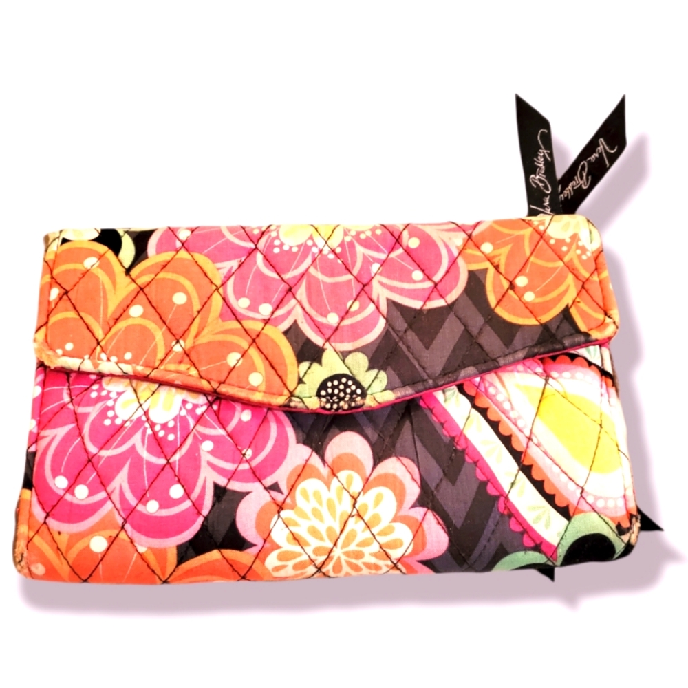 Vera Bradley Retired Ziggy Zinnia On the Square Crossbody Wallet